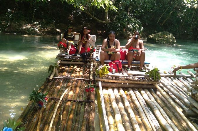 1 Hour Private Rafting Experience in Jamaica - Drinks, lunch, and the real cost of the outing