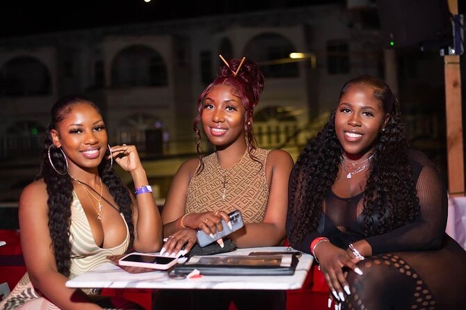 27/27 Lounge, Pier 1 & Margaritaville Nightlife Tour In Jamaica - The guides can shape the whole evening