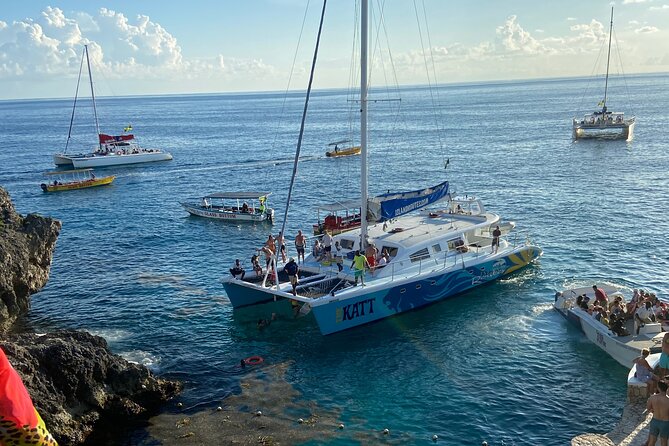 4 Hours Party Boat Catamaran Cruise in Negril - Is $190 a fair price?