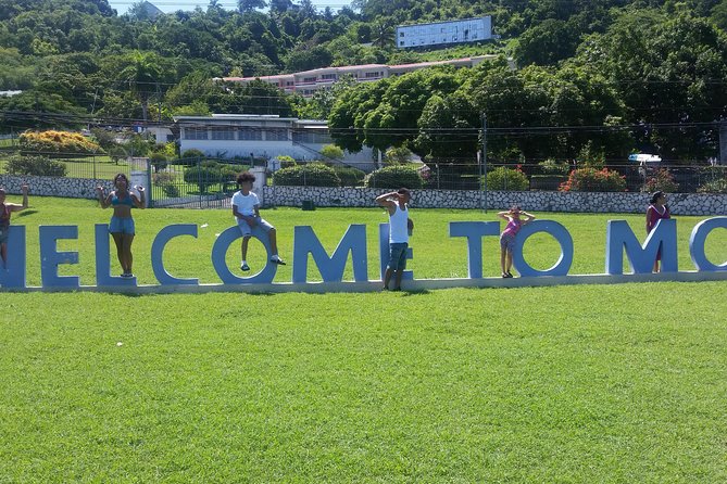 5. Montego Bay Private Highlite Sightseeing, SouvenirShoppingHalfDay Guided Tour - Margaritaville Montego Bay for water and music