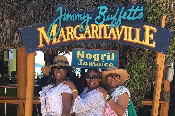 7 Mile Beach and Rick's Cafe Private Tour - What the $80 price really buys you