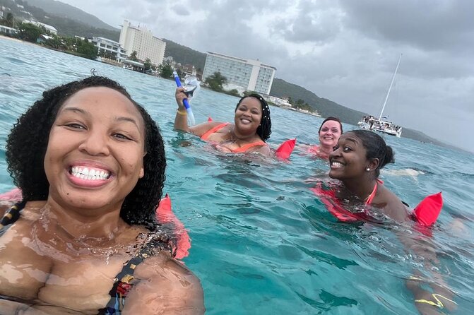 7 Miles Beach in Negril: Snorkeling, Boat Ride and Rick’s Cafe - A full Negril day in less than six hours