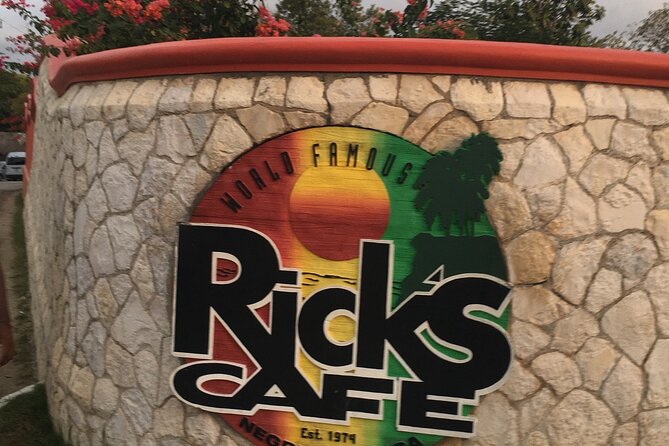 7 Miles Beach in Negril: Snorkeling, Boat Ride and Rick’s Cafe - Rick’s Cafe and the Negril sunset