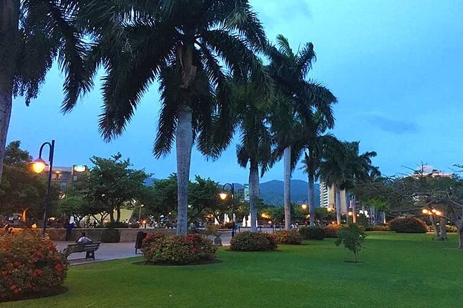 Airport Group Transfers-Kingston - Why communication matters when flights change