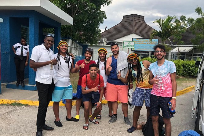 Airport MBJ Round Trip Transfer to Ocho Rios Airbnb Home, Resorts - Reliability, safety, and personal service