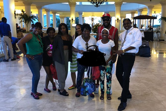 Airport MBJ Round Trip Transfers, to Montego Bay Airbnb & Resorts - Why the private format matters
