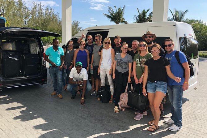 Airport MBJ Round Trip Transfers, to Montego Bay Airbnb & Resorts - Who will get the most from this transfer