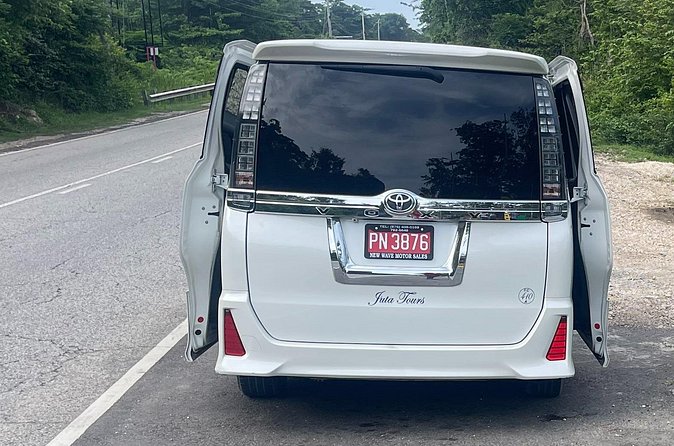 Airport Pickup, Dropoff to any Resort or Airbnb in Montego Bay - What is included, and what is not