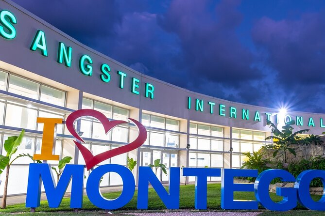 Airport Pickup, Dropoff to any Resort or Airbnb in Montego Bay - The short drive to your Montego Bay resort