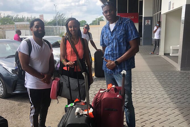 Airport Round transfer Excellence,Coral Springs,Paladium, Royaltan Blue Waters - Private transportation versus a shared shuttle