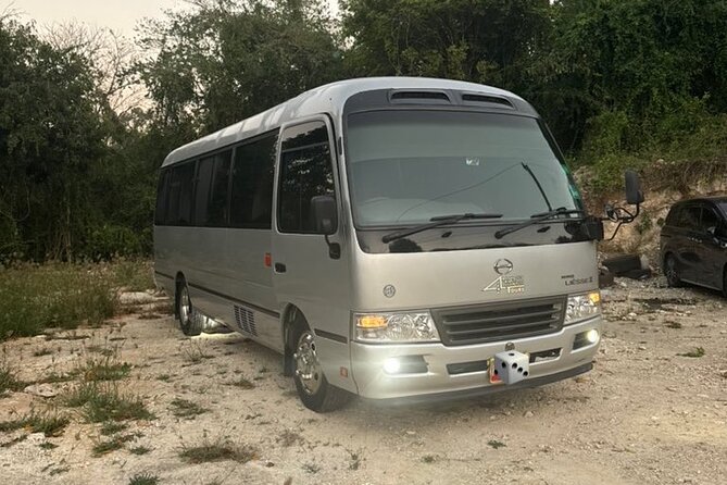 Airport Transfer - Riding to Ocean Eden Bay