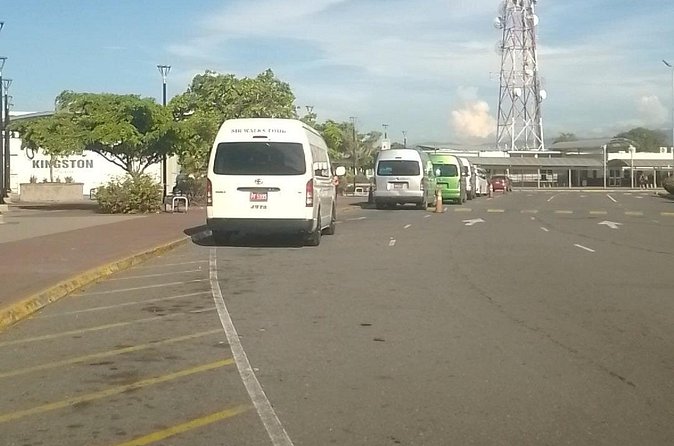 Airport Transfers from Kingston. - The personal touch with Everton