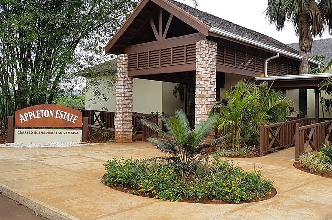 Appleton Estate Rum Tour and Tasting from Negril - What the private format changes
