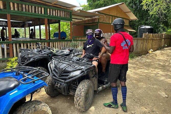 ATV, Ricks Cafe and 7 Mile Beach - The Ultimate 3!! - Rick’s Cafe and the Negril cliffside setting