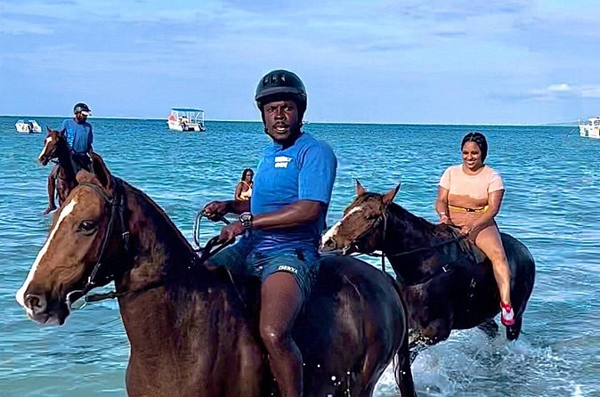 Bamboo Rafting, Dunns River , Zipline And Horseback Ride Combo - How the schedule feels in real use