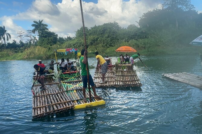 Bamboo rafting on the great river -Transportation only - Why couples may like the slow pace