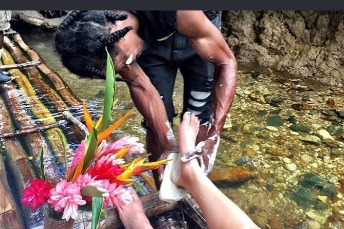 Bamboo Rafting With foot massage - Listening to stories about Jamaica