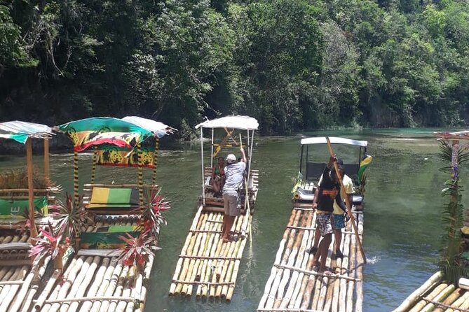 Bamboo River Rafting in Ocho Rios - How crowded is the river?