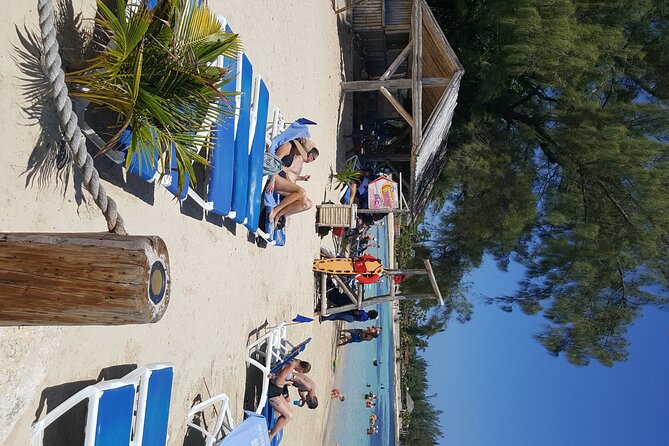 Beach please / Beach day in Ocho Rios Jamaica - Optional shopping after the beach