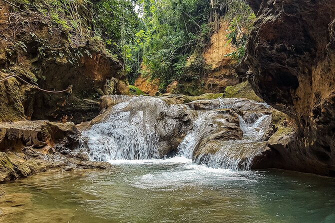 Blue Hole and Dunn's Falls Tour from Falmouth - What $133 buys you