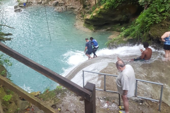 Blue Hole and Dunn's River Adventurous and hiking waterfalls from Ocho Rios - Key points to know before you go
