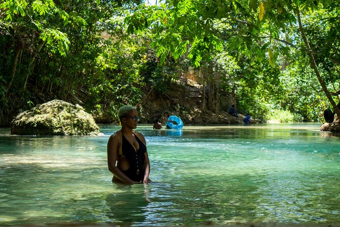 Blue Hole and Dunn’s River Falls Tour with Lunch and Cocktails at Reggae Hill - Guides, drivers, and the human side of the day