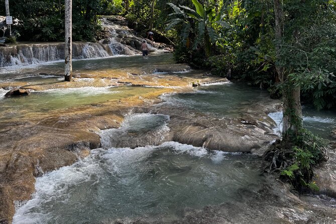 Blue Hole and Dunn's River Tour (Entrance Fees Not Included) - Why a private ride changes the day