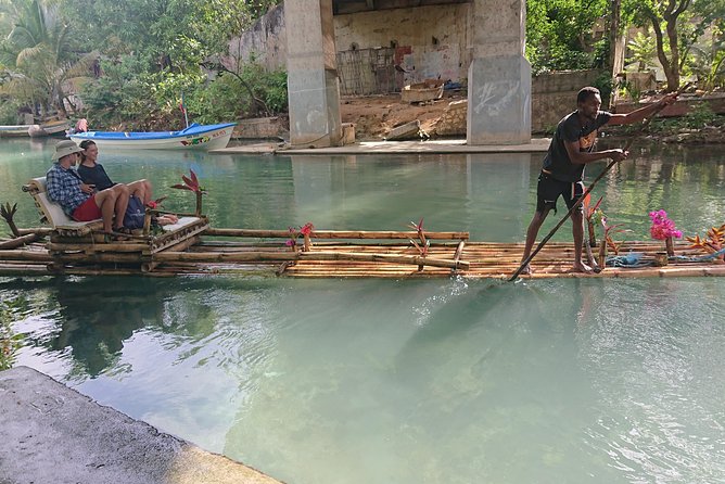 Blue Hole and River Rafting - What the driver and guide add