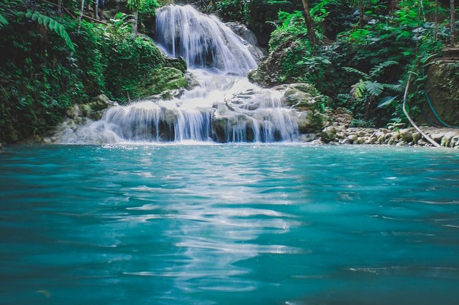 Blue Hole and Secret Falls plus Luminous Lagoon Tour - Is $190 per person fair?