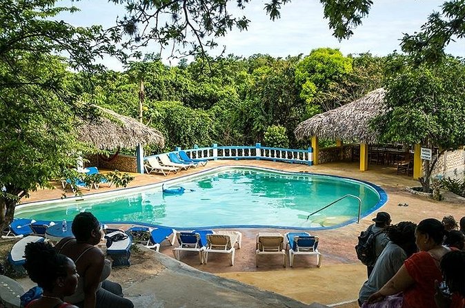 Blue Hole Mineral Spring and Rick's Cafe - Who will enjoy this Jamaican combination