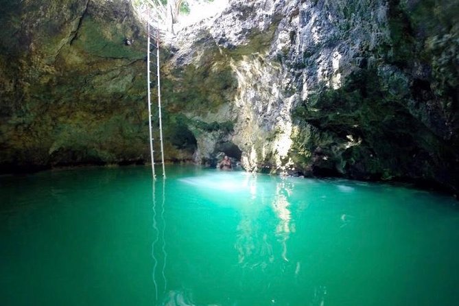 Blue Hole Mineral Spring and Ricks Cafe Private Tour - Why a private driver matters on a Montego Bay day trip