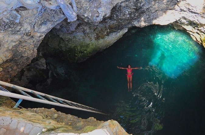 Blue Hole Mineral Spring plus Weed Farm Combo Tour with Transportation - Who will enjoy this outing most?