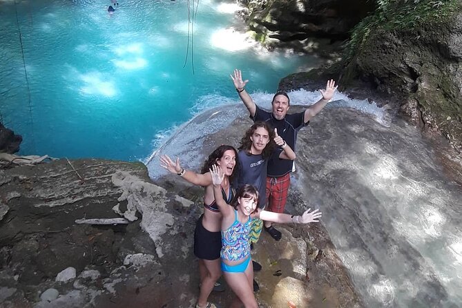 Blue Hole Private Tour from Ocho Rios - Crowds, comfort, and practical limits