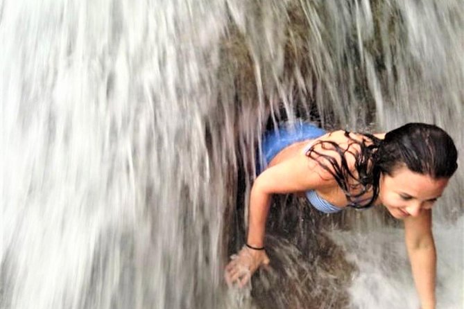 Blue Hole, Secret Falls, and Dunn's River Falls Combo Day-Trip - What to pack for a wet, active day