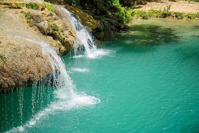 Blue Hole Waterfalls and Rasta Garden from Montego Bay - What the guide adds to the day