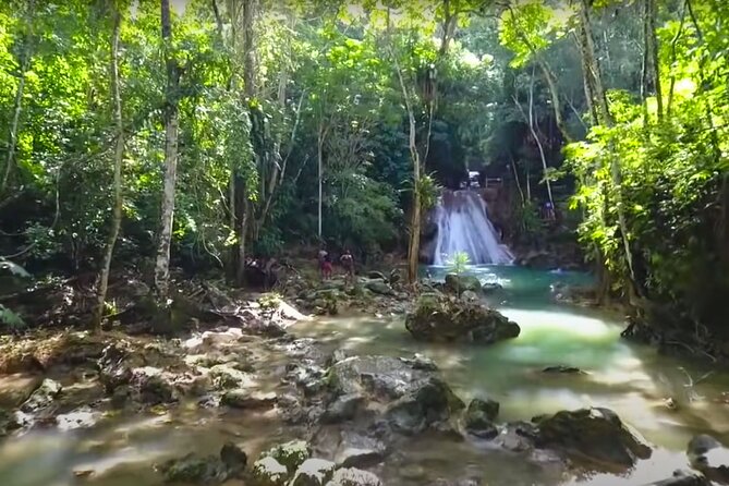 Blue Hole Waterfalls and Rasta Garden from Montego Bay - Lunch, footwear, and what to pack