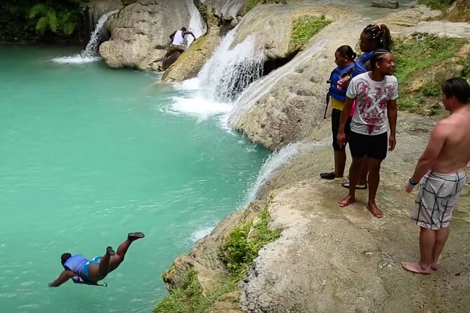 Blue Hole Waterfalls and Rasta Garden from Montego Bay - Who will enjoy this experience most