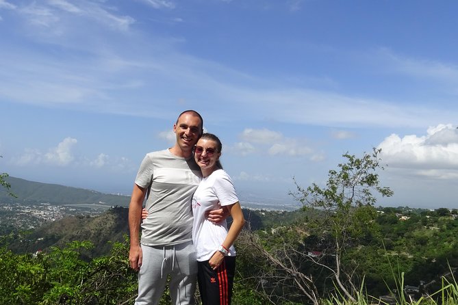 Blue Mountain Coffee and Sightseeing Tour - A ten-minute stop at Newcastle JDF Camp