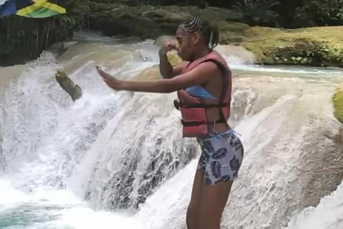 Bluehole and Bamboo Rafting from Montego Bay - Ocho Rios adds a short local stop