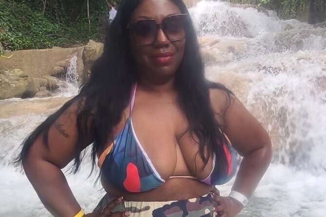 Bob Marley 9 Miles Tour and Dunns River Falls - Nine Miles and Bob Marley’s family story