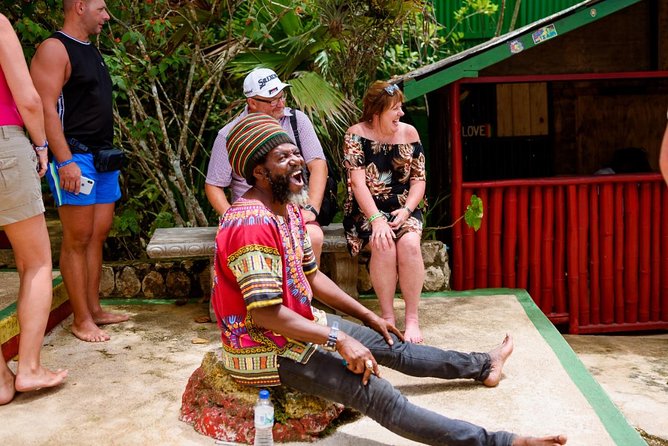 Bob Marley Nine Mile and Dunn's River Falls Tour From Montego Bay - Nine Mile: seeing where Bob Marley began