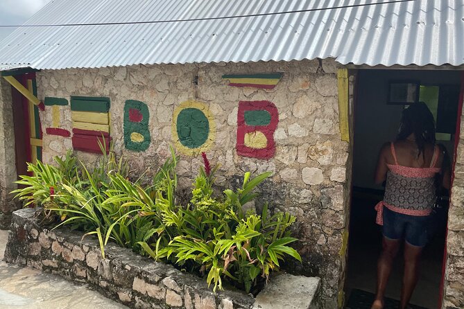 Bob Marley's Nine Mile Mausoleum Tour (Complimentary Rum Punch) - Why Nine Mile matters to Bob Marley’s story