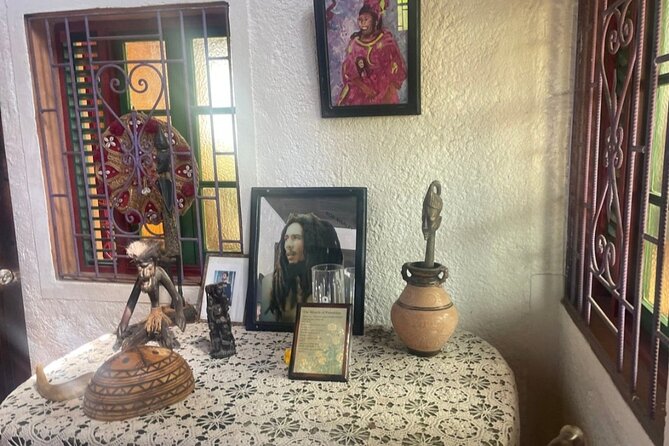 Bob Marley's Nine Mile Tour with Admission from Montego Bay - Arriving at Bob Marley’s birthplace