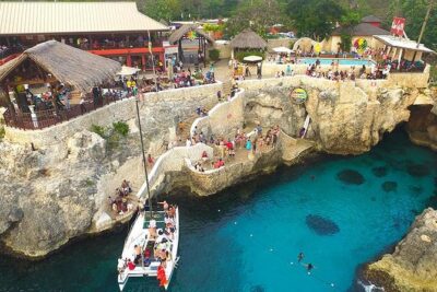 Catamaran Cruise Full Day Tour to Reef, Caves and Negril Beach