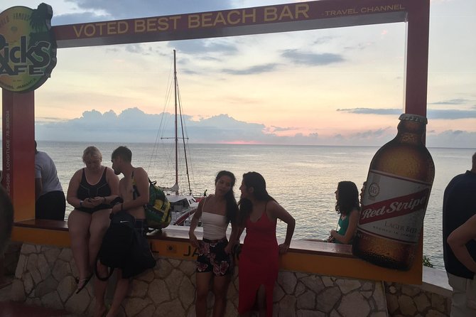 Cliff jumping and Sunsets - Two Hours at Rick’s Cafe