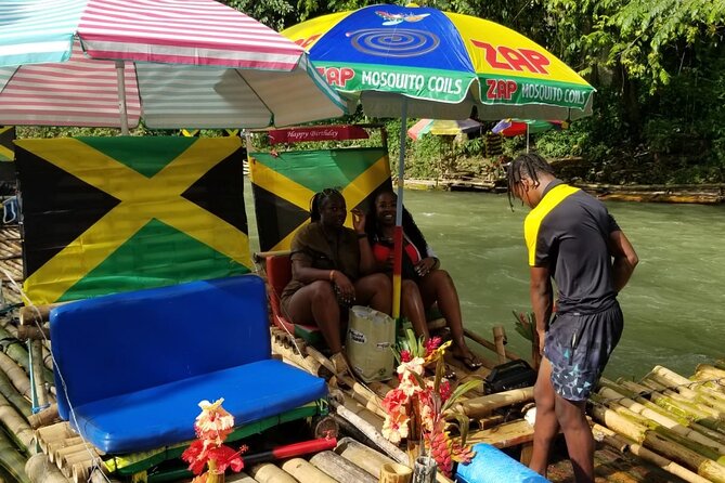 Customized Happy Hour Bamboo Rafting+Limestone Massage + Shopping - Shopping, photos, and the customized element