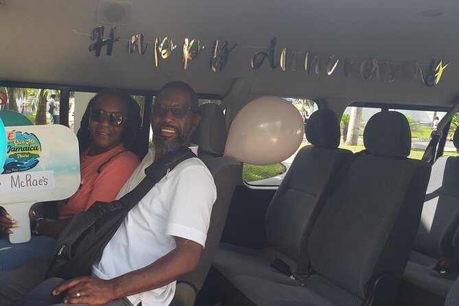 Customized MBJ Airport Transfer to Hotels in Montego Bay - How the 15 to 25 minute transfer works