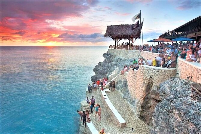 Day-Trip to Rick's Cafe from Montego Bay - Food, drinks, and Jamaican flavor