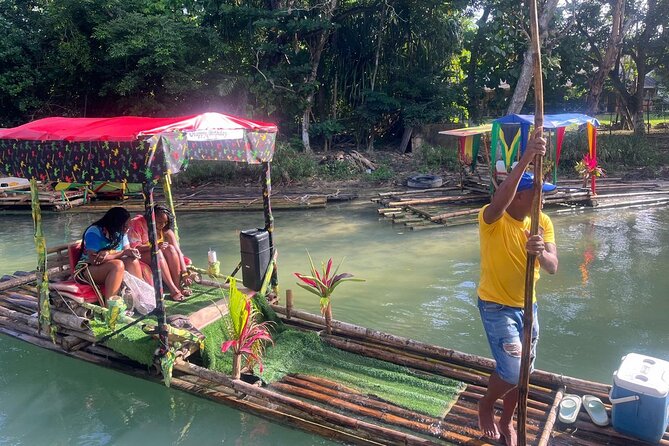 Dunn River Falls and Bamboo River Rafting in Ocho Rios Jamaica. - Two sides of Ocho Rios in one morning
