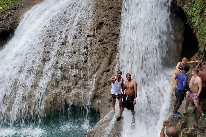 Dunn's River and Blue Hole Tour from Ocho Rios - Private transportation and Donovan’s role